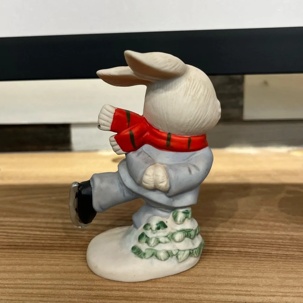 Homco Christmas skating bunnies set of 2 - Picture 4 of 11